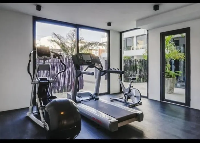 Apartamento Majestic The Ultimate Luxury Oasis With Pool *